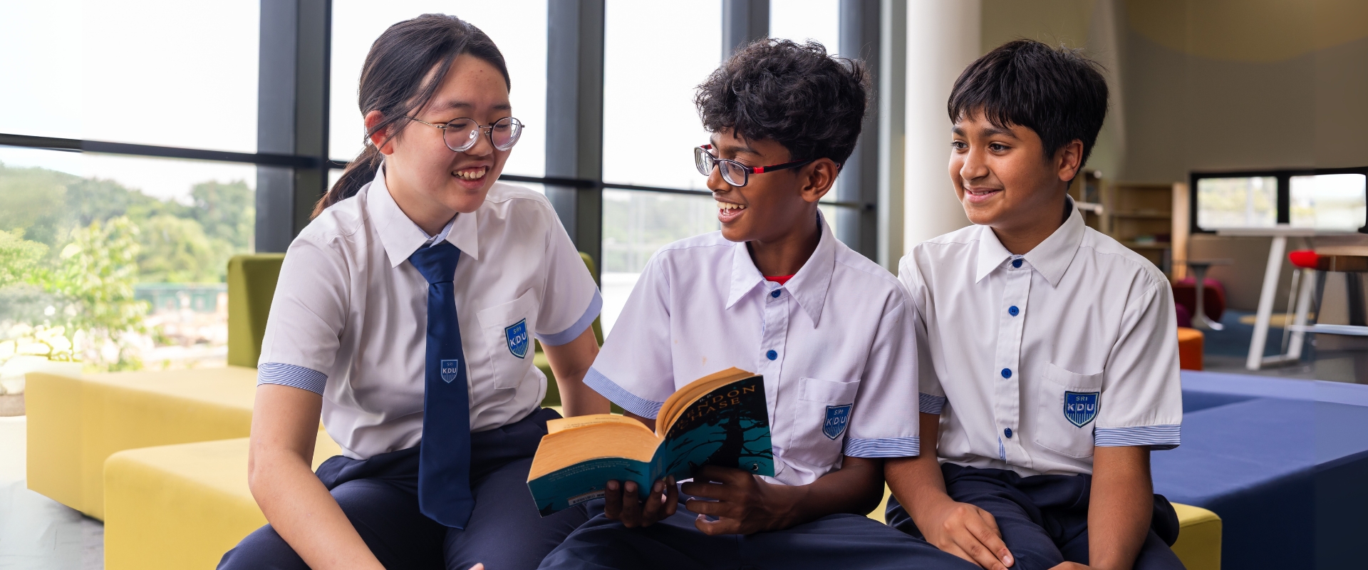 ELLA.25- Header Photo 1920px – 800px